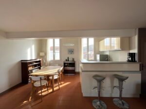 duplex-sur-les-toits-de-fouras-location-meublee