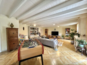 maison-de-charme-avec-maison-dhotes-au-coeur-de-la-campagne