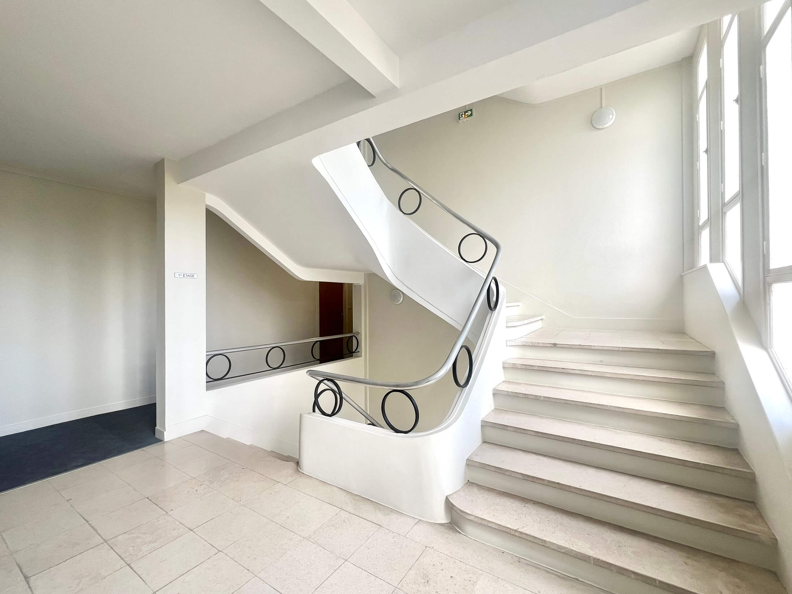 appartement-de-standing-face-a-la-plage